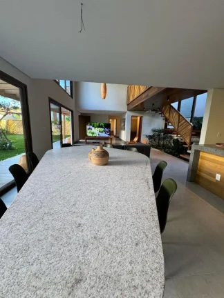 Imagem Imóvel em Condomínio: Casa de 387m² em Praia do Forte - Venda - Praia Bella