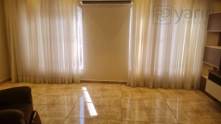 Imagem Imperdível oportunidade de casa para venda ou locação em Jundiaí-SP, Jardim Merci II: 3 quartos, 1 suíte, 1 sala, 2 banheiros, 2 vagas de garagem, 250,00 m².