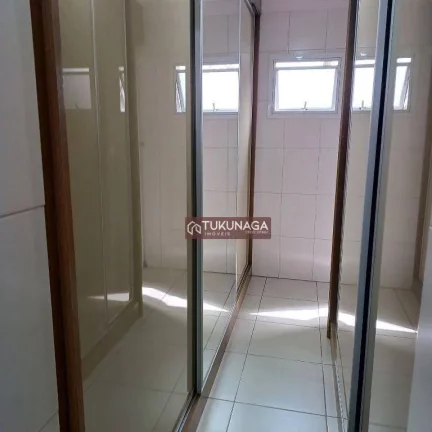 Imagem Sobrado com 3 dormitórios à venda, 165 m² por R$ 850.000,00 - Vila Galvão - Guarulhos/SP