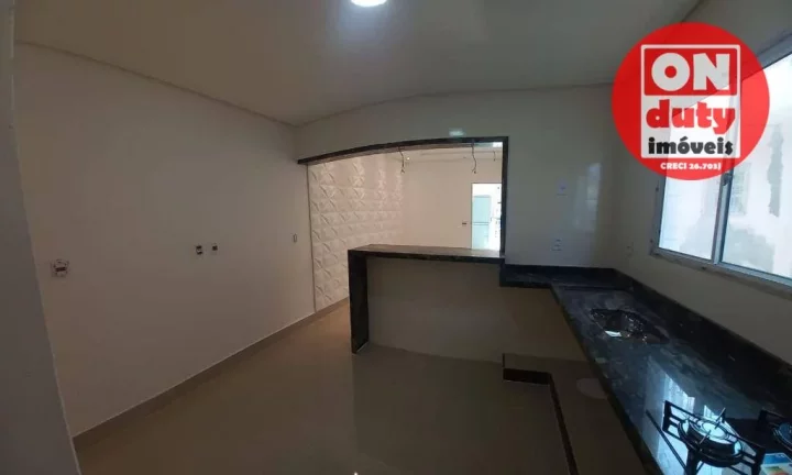 Imagem Casa com 2 dormitórios à venda, 60 m² por R$ 360.000,00 - Parque Bitaru - São Vicente/SP