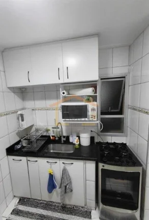 Imagem Apartamento reformado, 3 dormitórios, sendo 1 suíte, sala para 2 ambientes, sacada, cozinha com ar...