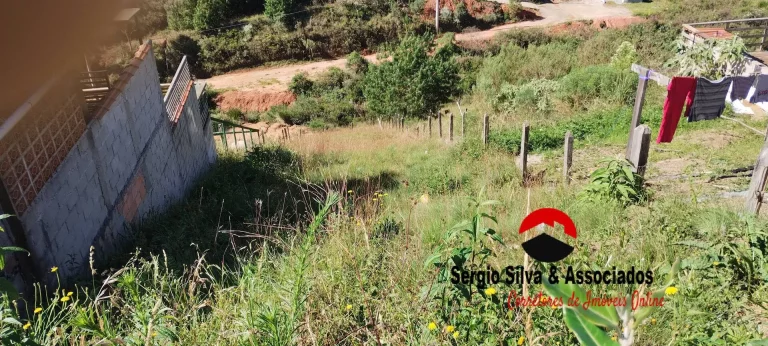 Imagem Terreno a Venda Localizado na Região da Vila Elizabeth em Campos do Jordão.