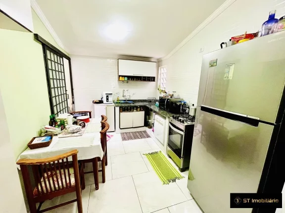 Imagem Oportunidade! Casa à venda em bairro nobre de Atibaia - Próximo à Al. Lucas