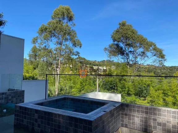 Imagem Sobrado com 5 suítes à venda, 500 m² por R$ 2.850.000 - Cidade Satélite - Atibaia/SP