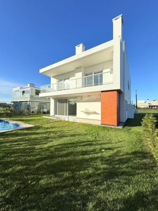 Imagem Casa à venda, com 4 quartos, 367m²