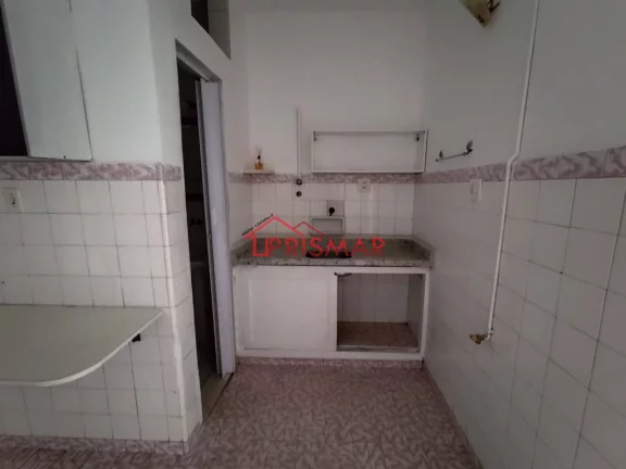 Imagem venda quarto e sala na quadra da praia boqueirão, Santos