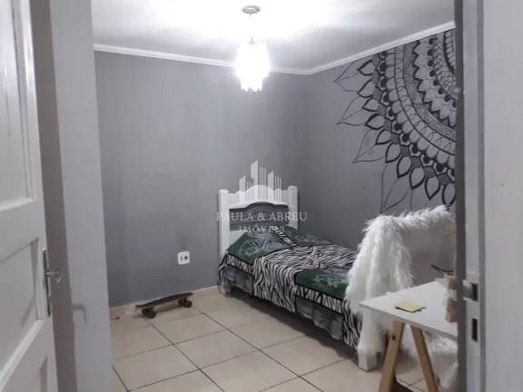 Imagem Casa Assobradada de 4 Cômodos 1 Vaga, perto da avenida Principal No Jardim Zaíra 2, Mauá-SP