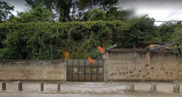 Terreno à venda, 3000 m² por R$ 250.000,00 - Vila de Cava - Nova Iguaçu/RJ