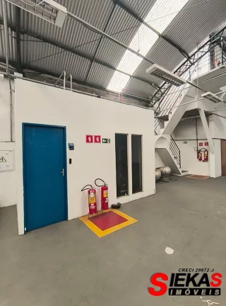 Imagem Galpão para locação no bairro Maranhão, São Paulo-SP: 6 salas, 4 banheiros, 1 vaga de garagem e 1.614m² de área.