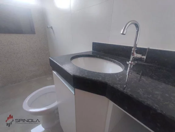 Imagem Sobrado com 2 dormitórios à venda, 50 m² por R$ 350.000,00 - Maracanã - Praia Grande/SP