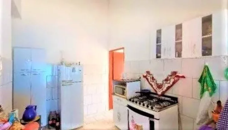 Imagem Casa com 2 dormitórios à venda na Ilha Comprida/SP
