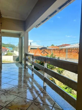 Imagem Casa ampla com 5 dormitórios, sendo 1 suíte, em Gaspar no bairro Coloninha - Santa Catarina Adriano Carpes Imóveis vende