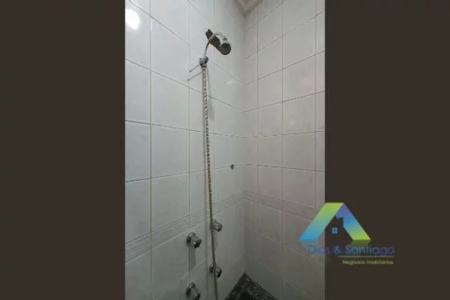 Imagem Casa à venda com 180m², 4 quartos e 2 vagas