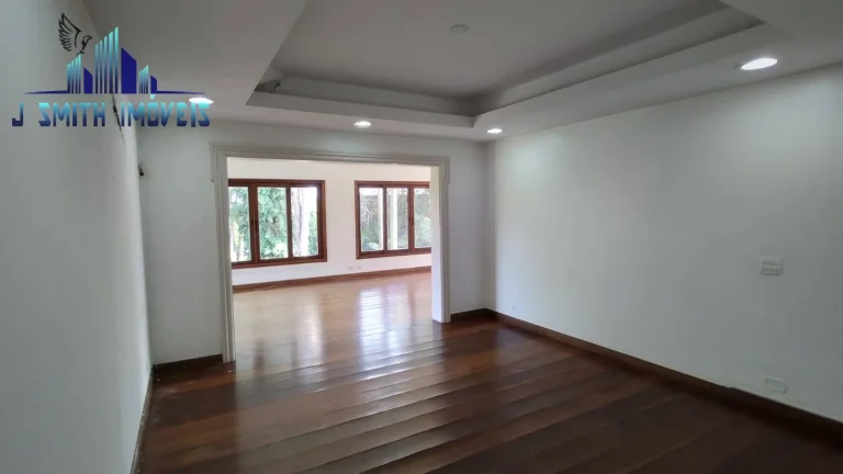 Imagem CASA EM TERRENO 4.072m². ZONA MISTA. PERFIL DE CHÁCARA OU COMERCIAL.