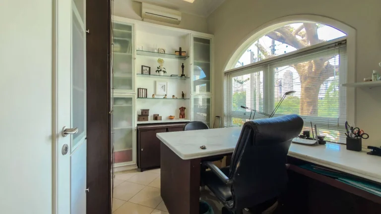 Imagem Casa 4 quartos 3 suites à venda, 348 m² por R$ 2.950.000 - Residencial Tres (Alphaville) - Santana de Parnaíba/SP