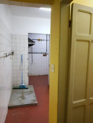 Imagem Casa Comercial - 148M², 5 Salas, 2 Banheiros, Terraço Fechado.