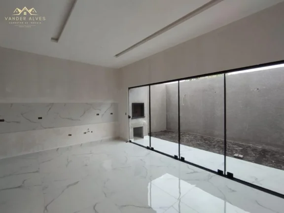 Imagem Imperdível! Casa à venda em Foz do Iguaçu-PR, Jardim Ipê Lv, 3 quartos, 1 suíte, 2 salas, 2 banheiros, 2 vagas, 98m².
