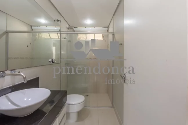 Imagem Apartamento em Perdizes com 198m², 3 quartos ( 1 su­te ) e 1 vaga.
