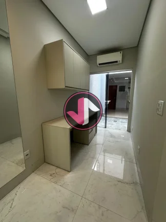 Imagem ? 2 quartos 
? Móveis planejados em todos os ambientes.
? Área externa com Gourmet e lavabo 
? Pis...