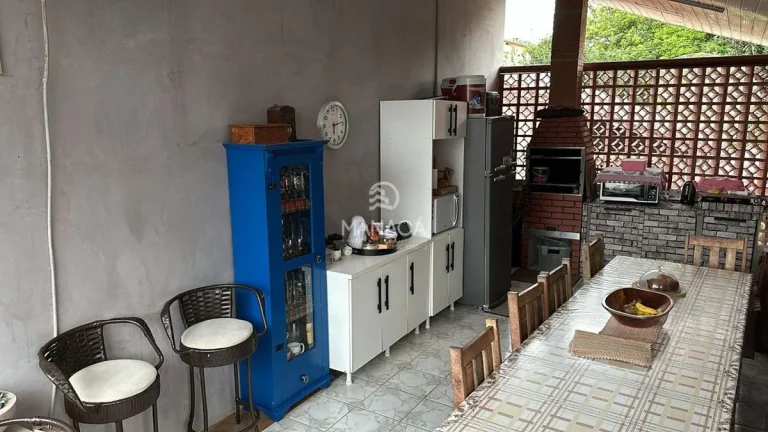Imagem Duas casas pelo preço de uma – oportunidade incrível para você que quer investir!