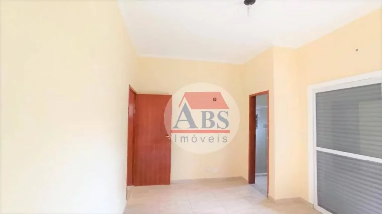 Imagem Ampla Casa Sobreposta Alta à venda, Vila Ponte Nova, Cubatão.