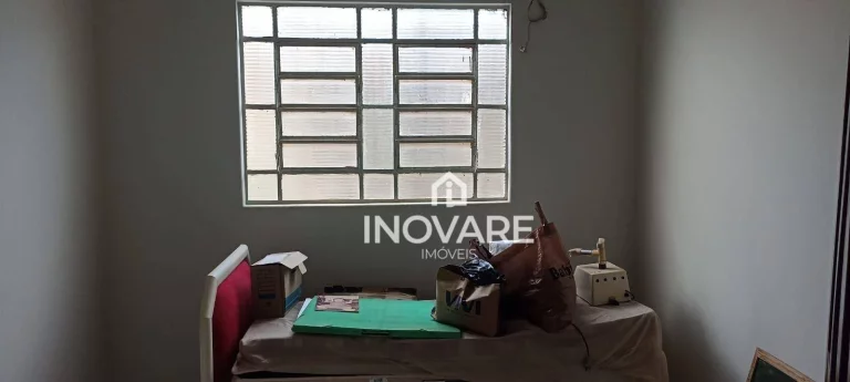 Imagem Casa com 5 dormitórios à venda, 250 m² por R$ 750.000,00 - Setor Central - Itumbiara/GO