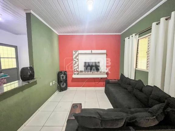 Imagem Carla Nunes - CRECI 31697- (61) 99123-8436 Vende Casa no Residencial Betel em Valparaíso - Com 2 Dormitórios, 125m², R$100.000