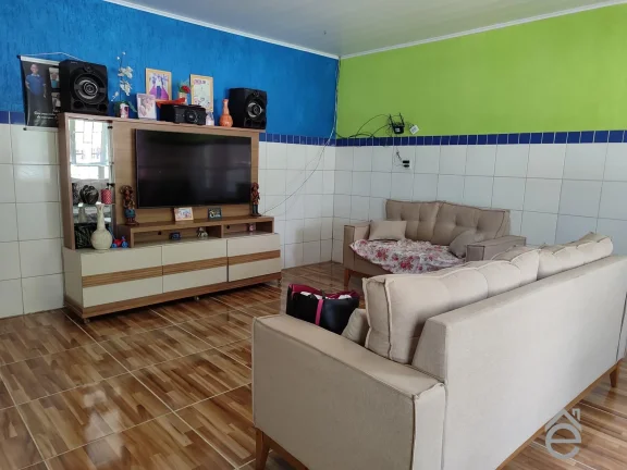 Imagem Excelente casa com energia solar no Vergerl com 3 quartos sendo um suite.