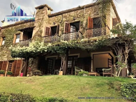 Imagem CASA Clássica e maravilhosa! 3 suítes, linda vista e casa hóspedes!