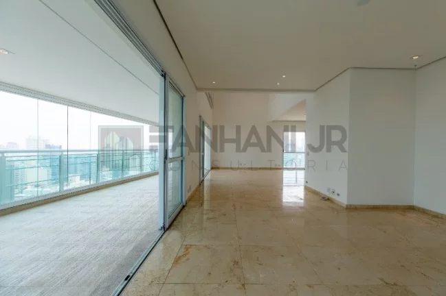 Imagem Maravilhosa cobertura duplex no coração do Jardim América! Com uma área de 450m2, esse imóvel é simplesmente incrível! Possui 4 suítes, todas equipa