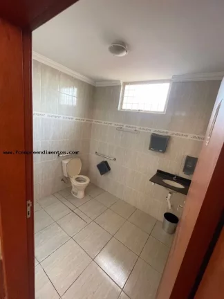 Imagem Barracão para Locação em Limeira, Jardim Nossa Senhora do Amparo, 1 dormitório, 4 banheiros, 2 vagas