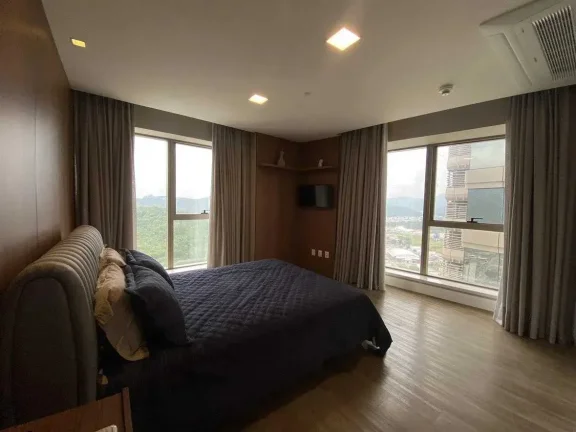 Imagem Apartamento mobiliado com 5 dormitórios sendo 4 suítes e 3 vagas de garagem em Balneário Camboriú