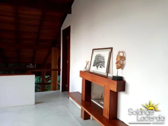 Imagem Bela e Ampla Casa - Praia do Prumirim - Rica em Madeira e Vidro - 3 Níveis - Alto Padrão.