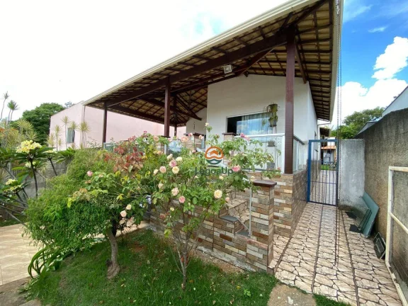 Imagem Casa com 3 dormitórios à venda, 160 m² por R$ 795.000,00 - Lagoa Mansões - Lagoa Santa/MG