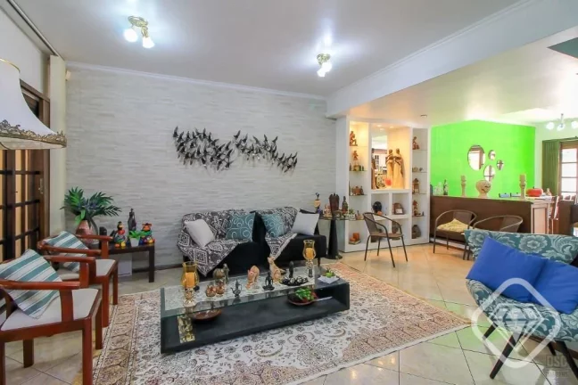 Imagem Sobrado com charme e praticidade na zona sul!

Essa casa estilo sobrado é perfeita para quem busca ...