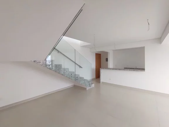 Apartamento Cobertura Duplex*O piso inferior conta com sala para dois ambientes, banheiro social, 3 ...