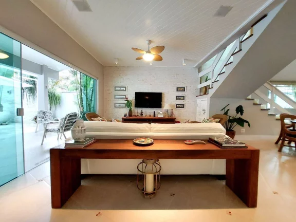 Imagem Casa decorada equipada à venda Riviera de São Lourenço - módulo 20.