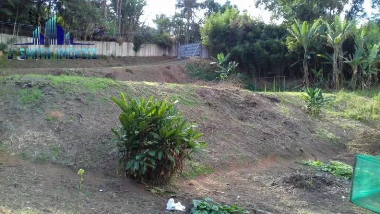 Imagem TERRENO 4.214m² PARA INCORPORAÇÃO, COM PROJETO NA GRANJA VIANA