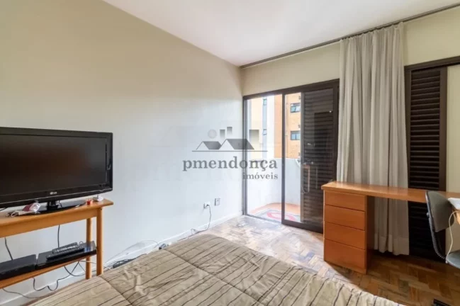 Imagem Apartamento à venda em Higienópolis com 4 suítes e 4 vagas, 246,62m².