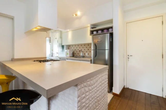 Imagem Apartamento na Vila Leopoldina com 63M², 02 Dormitórios ( 1 Suíte) com Armários, 2 Vagas de Garagem, Depósito e Lazer (Piscina, Academia ..)