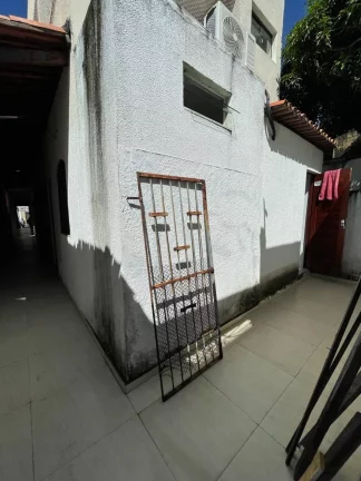 Imagem Casa Duplex à venda com 2 suítes, 4 salas e 6 Wc - Confira!