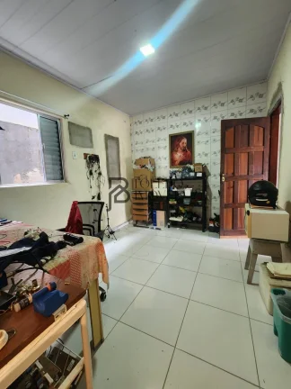 Imagem Casa com 3 dormitórios sendo 1 suíte no bairro Quietude - Praia Grande