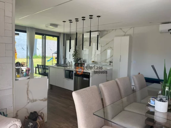 Imagem Chácara com 4 dormitórios à venda, 720 m² por R$ 1.350.000,00 - Estância Santa Maria do Portão - Atibaia/SP