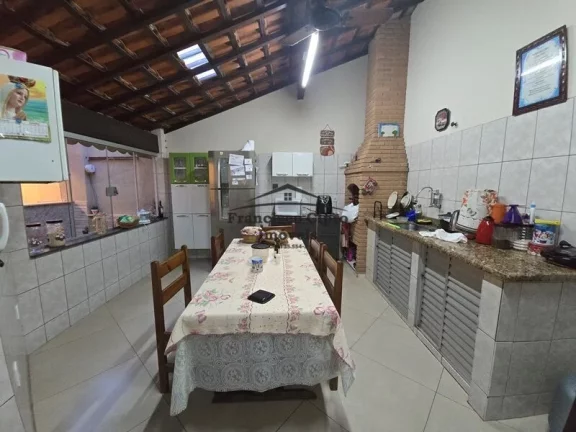 Imagem Casa à venda no bairro Parque do Sol - Guaratinguetá/SP