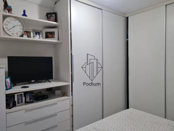 Imagem Apartamento com varanda / sacada em excelente localização a 80m do mar da praia de Intermares - AP2036.