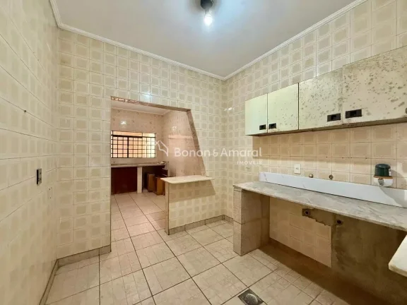 Imagem Casa ampla e versátil para locação no Parque das Universidades, com 256,48 m², ideal tanto para ...