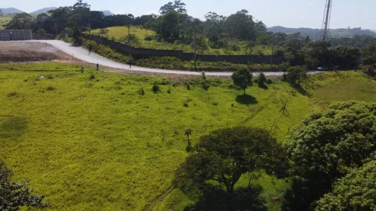 Imagem Terreno à venda, 1244 m² por R$ 300.000,00 - Recreio Sertãozinho - Suzano/SP