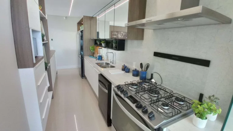 Imagem Apartamento com 3 Dormitórios à Venda, 123 m2 . Pronto para Morar - Agronômica - Florianópolis/SC