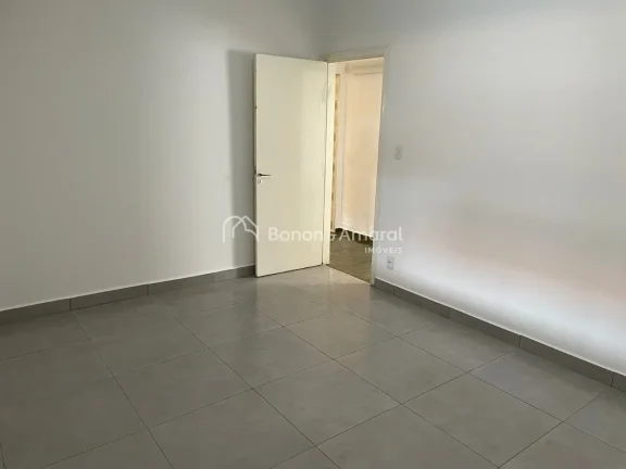 Imagem Casa Térrea para Locação, 02 quartos 

2 dormitórios espaçosos;
1 banheiro social;
Sala de esta...