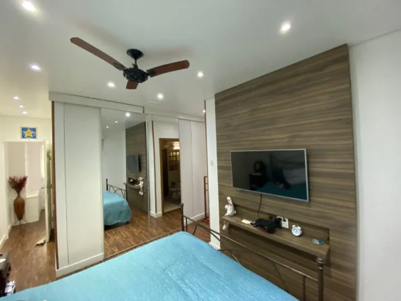 Imagem Casa térrea a venda em Santos, reformada, garagem, ótima